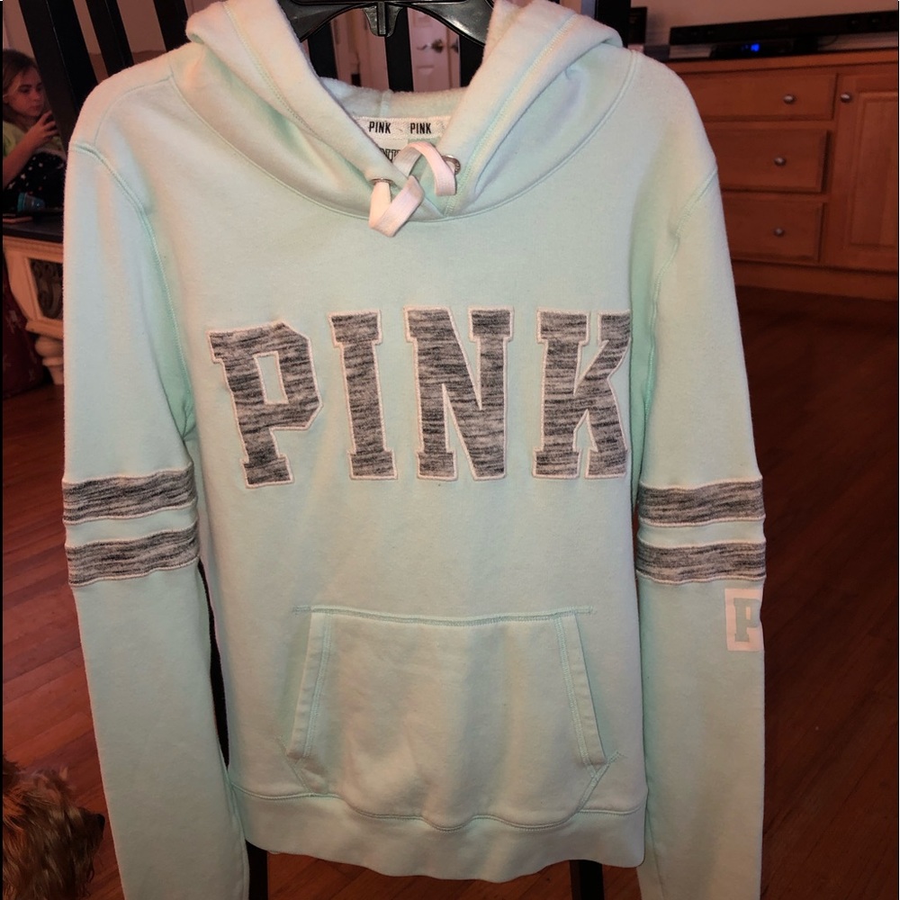 Women’s PINK sweatshirt